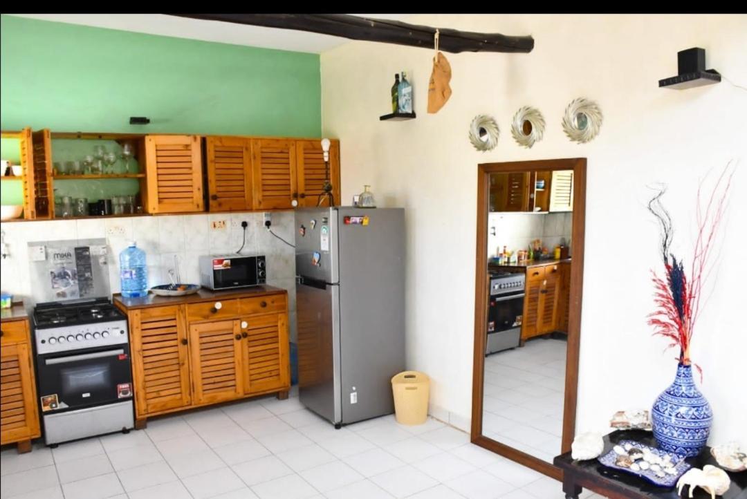 Mavericks Convenient Cozy Loft In Diani'S Cbd Ukunda Exterior foto